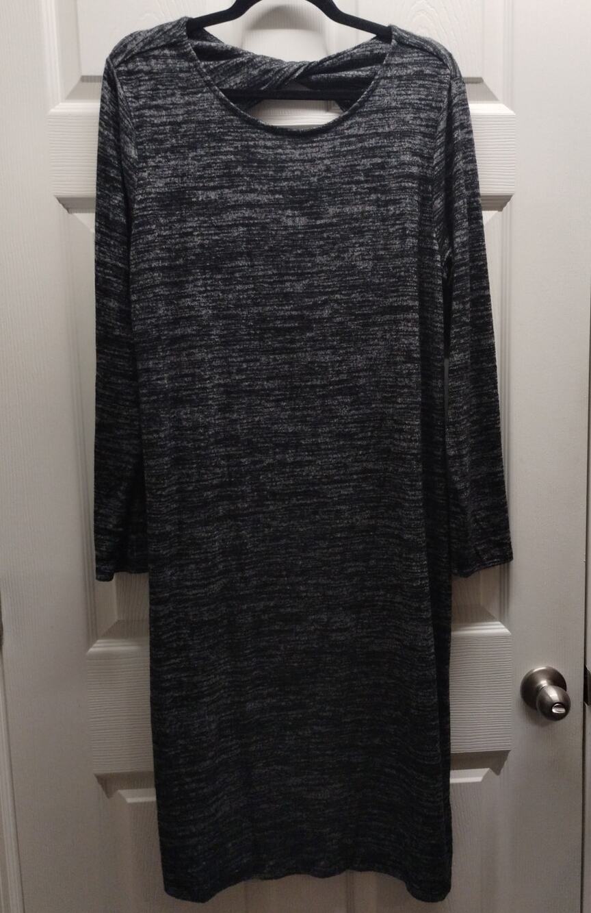 GAP Women's Size XL Black Gray Softspun Long Sleeve Twist Open Back Midi Dress